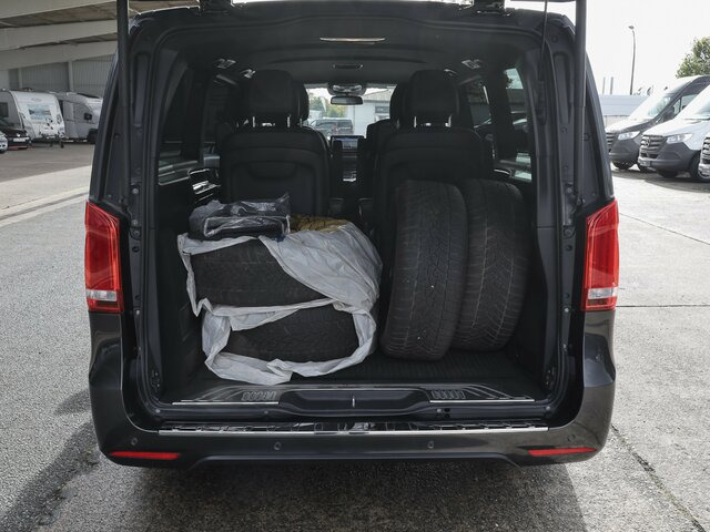 MERCEDES-BENZ EQV 300 Avantgarde,Extralang,6Sitzer,2xKlima,LED... - Persontransport, El transportbil: bild 2 MERCEDES-BENZ EQV 300 Avantgarde,Extralang,6Sitzer,2xKlima,LED... - Persontransport, El transportbil: bild 2