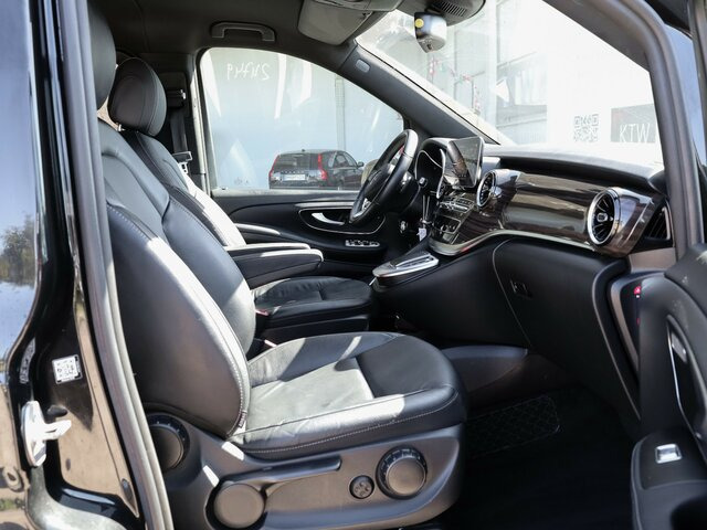 MERCEDES-BENZ EQV 300 Avantgarde,Extralang,8-Sitzer,Taxi Paket... - Persontransport, El transportbil: bild 5 MERCEDES-BENZ EQV 300 Avantgarde,Extralang,8-Sitzer,Taxi Paket... - Persontransport, El transportbil: bild 5