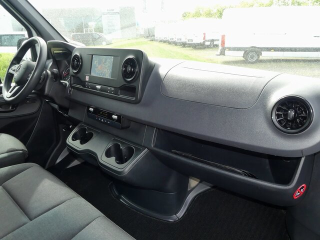 MERCEDES-BENZ Sprinter 317 Maxi,9GTronic,MBUX,Kamera,Klima... - Skåpbil: bild 3 MERCEDES-BENZ Sprinter 317 Maxi,9GTronic,MBUX,Kamera,Klima... - Skåpbil: bild 3