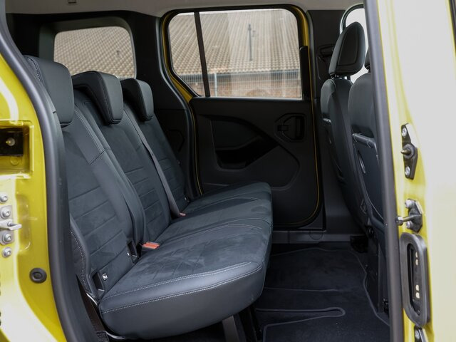 MERCEDES-BENZ T 180 Progressive,AHK,LED,Navi,Kamera,Tempomat... - Persontransport: bild 2 MERCEDES-BENZ T 180 Progressive,AHK,LED,Navi,Kamera,Tempomat... - Persontransport: bild 2