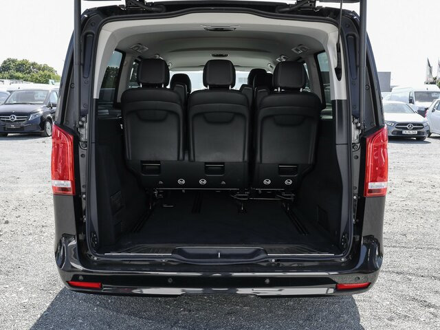 MERCEDES-BENZ V 300 Avantgarde,Extralang,2xSchiebetür el.,AHK... - Persontransport: bild 2 MERCEDES-BENZ V 300 Avantgarde,Extralang,2xSchiebetür el.,AHK... - Persontransport: bild 2