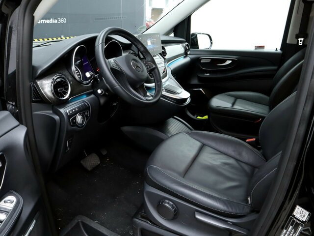 MERCEDES-BENZ V 300 Avantgarde Extralang,Allrad,2Schiebetüren... - Persontransport: bild 2 MERCEDES-BENZ V 300 Avantgarde Extralang,Allrad,2Schiebetüren... - Persontransport: bild 2