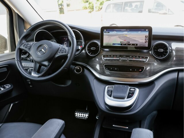 MERCEDES-BENZ V 300 Edition Extralang,2xSchiebetür el.,8Sitzer... - Persontransport: bild 4 MERCEDES-BENZ V 300 Edition Extralang,2xSchiebetür el.,8Sitzer... - Persontransport: bild 4