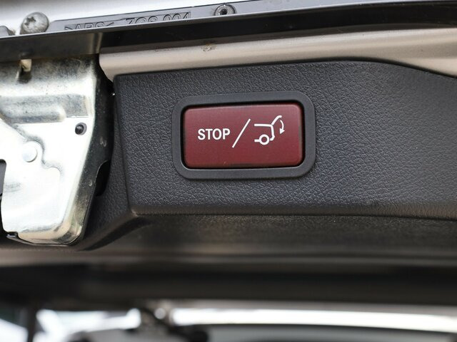 MERCEDES-BENZ V 300 Edition,lang,7-Sitzer,2Schiebetüren,Tisch... - Persontransport: bild 3 MERCEDES-BENZ V 300 Edition,lang,7-Sitzer,2Schiebetüren,Tisch... - Persontransport: bild 3