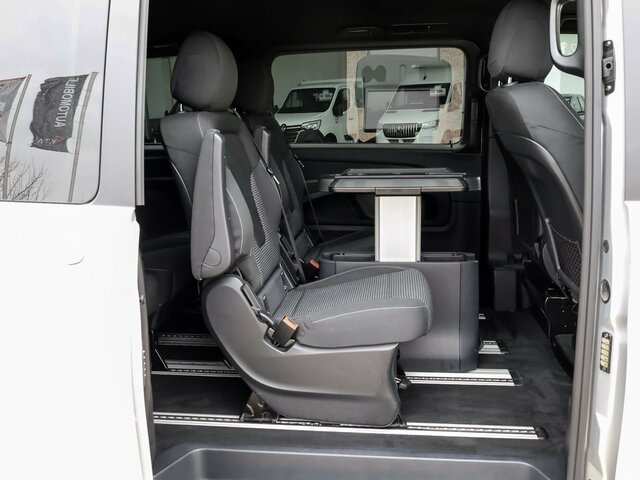 MERCEDES-BENZ V 300 Edition,lang,7-Sitzer,2Schiebetüren,Tisch... - Persontransport: bild 5 MERCEDES-BENZ V 300 Edition,lang,7-Sitzer,2Schiebetüren,Tisch... - Persontransport: bild 5