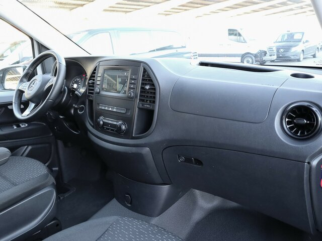MERCEDES-BENZ Vito 114 TourerPro,Extralang,8Sitzer,Automatik... - Persontransport: bild 4 MERCEDES-BENZ Vito 114 TourerPro,Extralang,8Sitzer,Automatik... - Persontransport: bild 4