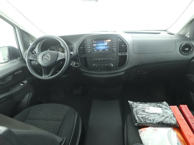 MERCEDES-BENZ Vito 114 TourerPro,Extralang,8Sitzer,Automatik... - Persontransport: bild 2 MERCEDES-BENZ Vito 114 TourerPro,Extralang,8Sitzer,Automatik... - Persontransport: bild 2