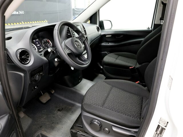 MERCEDES-BENZ Vito 114 TourerPro,lang,Automatik,8Sitze,Kamera... - Minibuss, Persontransport: bild 2 MERCEDES-BENZ Vito 114 TourerPro,lang,Automatik,8Sitze,Kamera... - Minibuss, Persontransport: bild 2