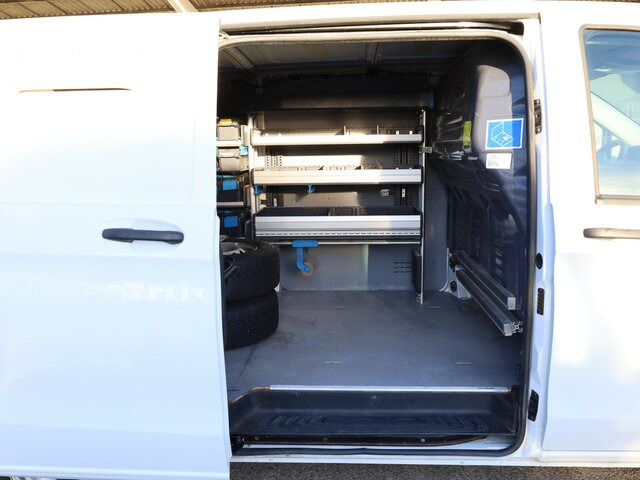 MERCEDES-BENZ Vito114CDI KA lang ,Klima,SortimoRegalsystem... - Små skåpbil: bild 4 MERCEDES-BENZ Vito114CDI KA lang ,Klima,SortimoRegalsystem... - Små skåpbil: bild 4