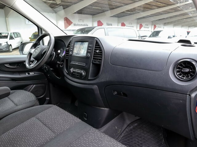 MERCEDES-BENZ eVito 111 KA,lang,Klima,Navi,Kamera,Sitzheizung... - Små skåpbil, El transportbil: bild 4 MERCEDES-BENZ eVito 111 KA,lang,Klima,Navi,Kamera,Sitzheizung... - Små skåpbil, El transportbil: bild 4