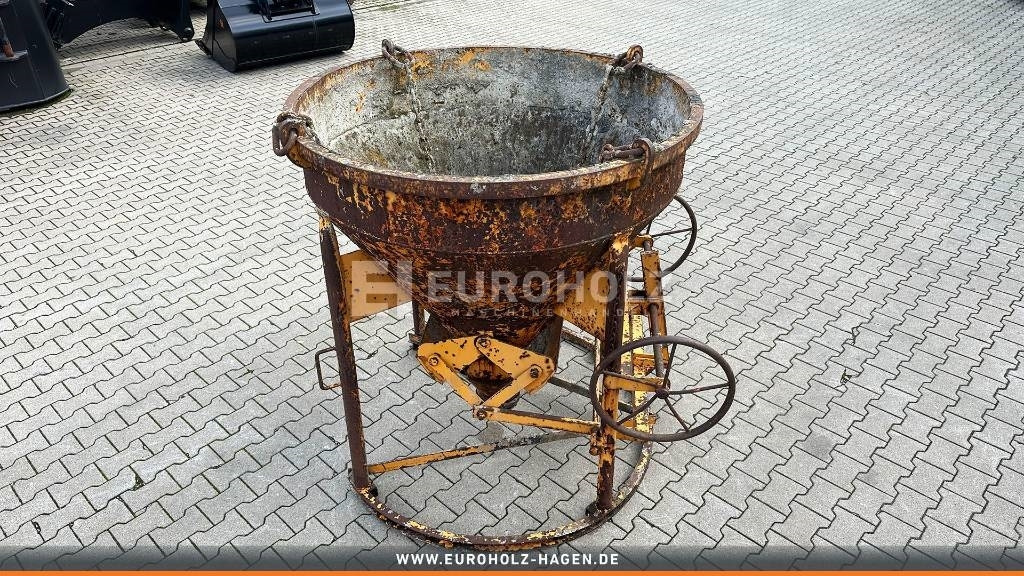 Betonsilo Krankübel Betonbombe 750 l 1016 H - Cementsilo: bild 1 Betonsilo Krankübel Betonbombe 750 l 1016 H - Cementsilo: bild 1