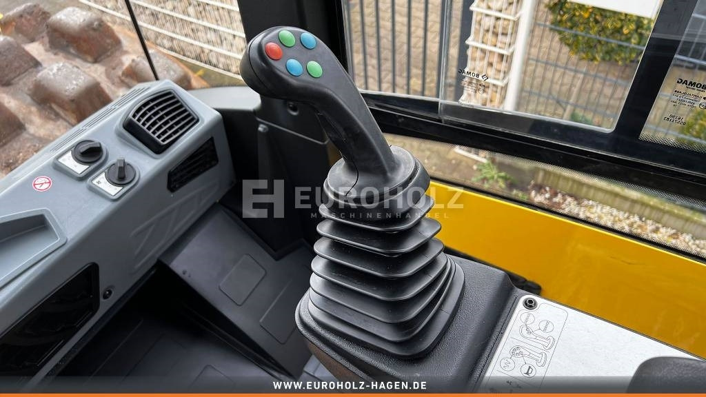 Kompaktor Bomag Stachelwalze BW 213 PDH-5, Schnellgang, Walzenzug: bild 19 Kompaktor Bomag Stachelwalze BW 213 PDH-5, Schnellgang, Walzenzug: bild 19