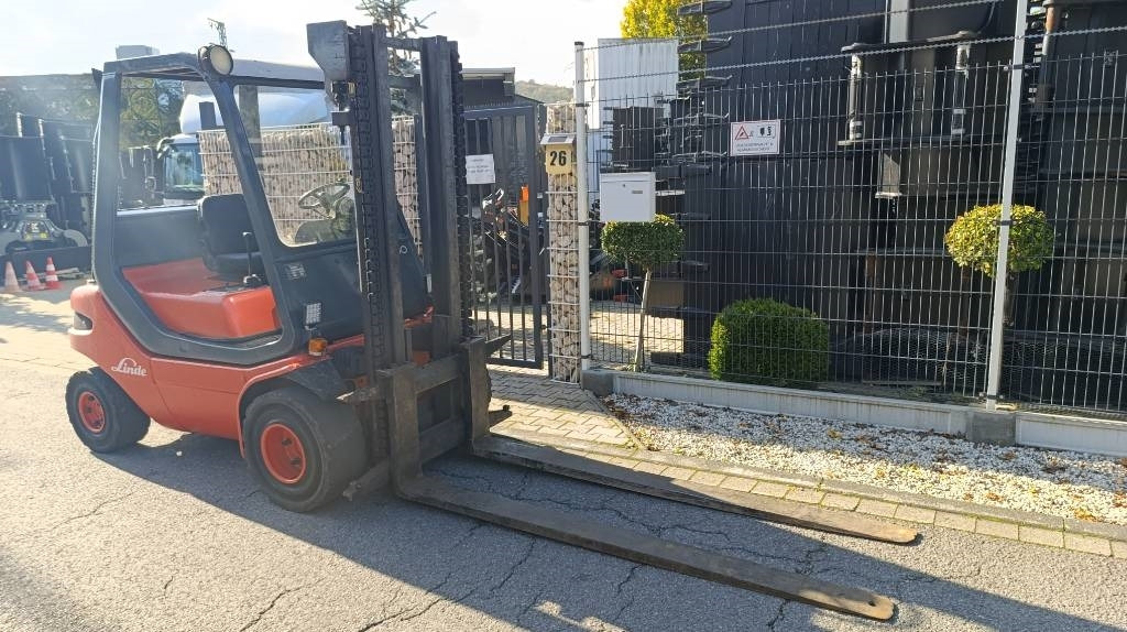 Dieseltruck Linde H 30 D, Duplex, Zusatzhydraulik, Palettengabel: bild 16 Dieseltruck Linde H 30 D, Duplex, Zusatzhydraulik, Palettengabel: bild 16