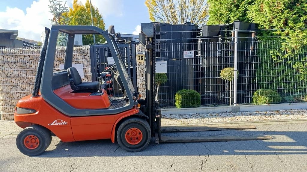 Dieseltruck Linde H 30 D, Duplex, Zusatzhydraulik, Palettengabel: bild 23 Dieseltruck Linde H 30 D, Duplex, Zusatzhydraulik, Palettengabel: bild 23