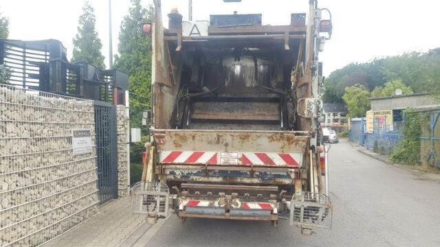 MAN Müllwagen 28.320 Klima Kamera Lenkachse - Sopbil: bild 3 MAN Müllwagen 28.320 Klima Kamera Lenkachse - Sopbil: bild 3