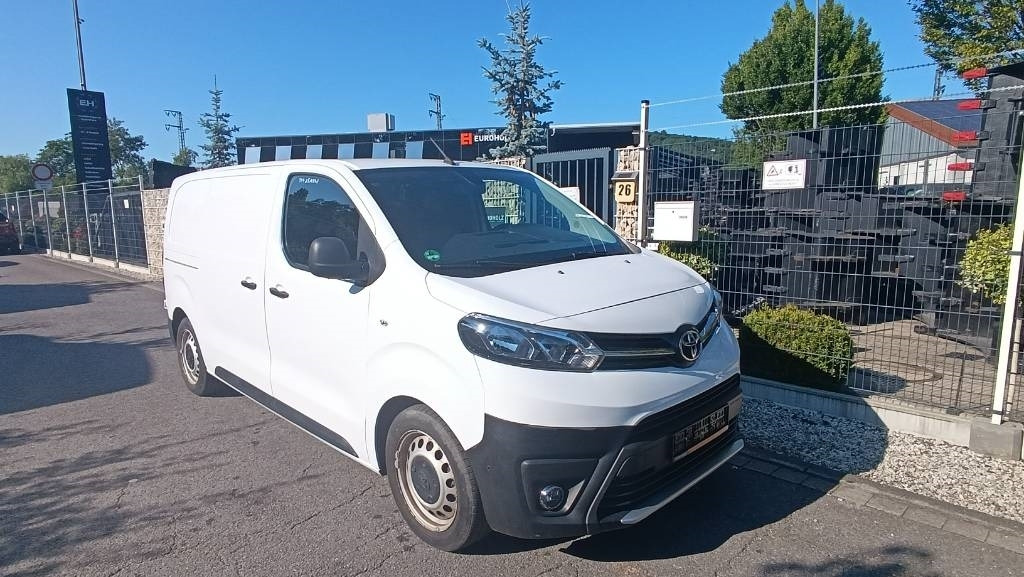 Toyota Proace 1.6 D, Transporter Kasten Schiebetür Klima - Volymskåp: bild 2 Toyota Proace 1.6 D, Transporter Kasten Schiebetür Klima - Volymskåp: bild 2