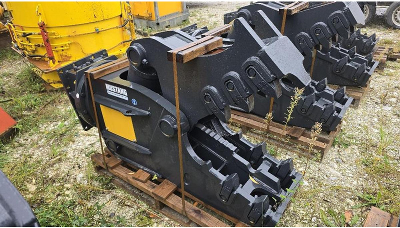 Mustang RH12 Abbruchpulverisierer - Hydraulisk sax: bild 1 Mustang RH12 Abbruchpulverisierer - Hydraulisk sax: bild 1
