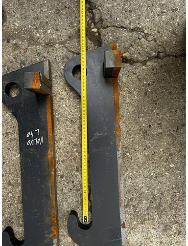 Big Anschweißhaken passend zu Volvo L40 Aufnahme - Reservdelar: bild 2 Big Anschweißhaken passend zu Volvo L40 Aufnahme - Reservdelar: bild 2