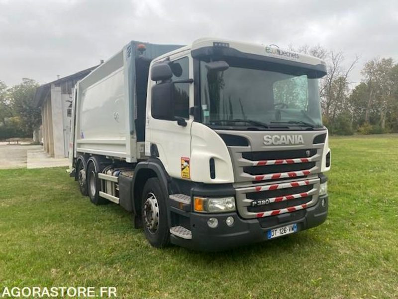 BOM SCANIA P 380 - 2015 - 164 000km - Sopbil: bild 2 BOM SCANIA P 380 - 2015 - 164 000km - Sopbil: bild 2