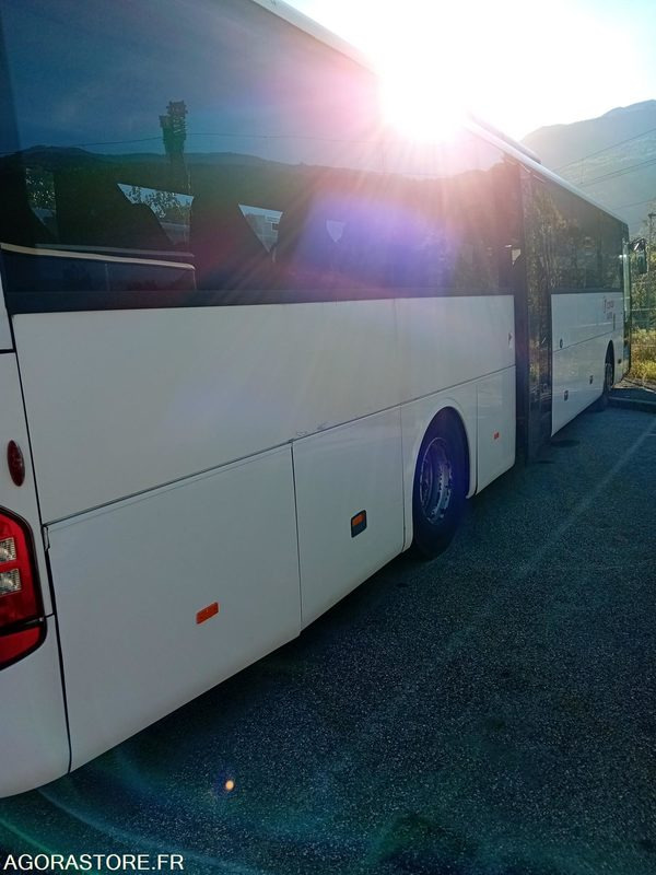 CAR MERCEDES INTOURO N°11427 MEC2009 492000KM AH-256-VW - Skolbuss: bild 5 CAR MERCEDES INTOURO N°11427 MEC2009 492000KM AH-256-VW - Skolbuss: bild 5