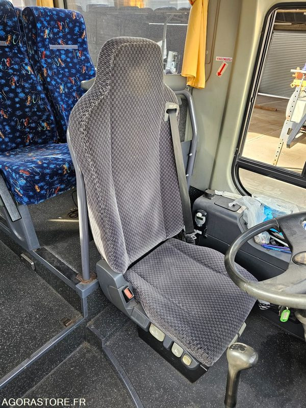 CAR SCOLAIRE TEMSA SAFARI - 2006 - 443780KM - CT226DF - Skolbuss: bild 5 CAR SCOLAIRE TEMSA SAFARI - 2006 - 443780KM - CT226DF - Skolbuss: bild 5