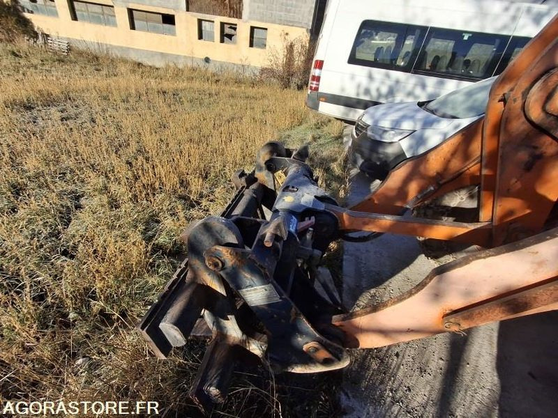 CHARGEUR FIAT HITACHI W110 A + FOURCHES + GODET + ETRAVE - Lastare: bild 4 CHARGEUR FIAT HITACHI W110 A + FOURCHES + GODET + ETRAVE - Lastare: bild 4