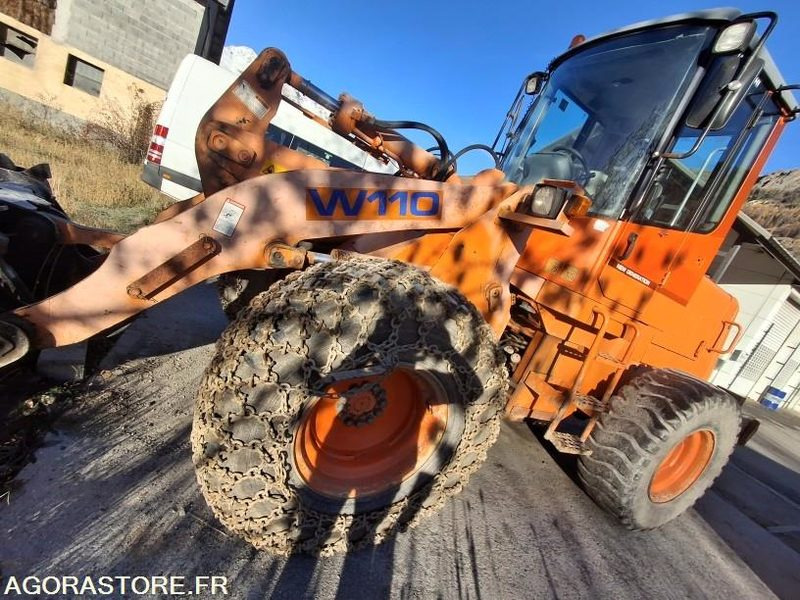 CHARGEUR FIAT HITACHI W110 A + FOURCHES + GODET + ETRAVE - Lastare: bild 3 CHARGEUR FIAT HITACHI W110 A + FOURCHES + GODET + ETRAVE - Lastare: bild 3