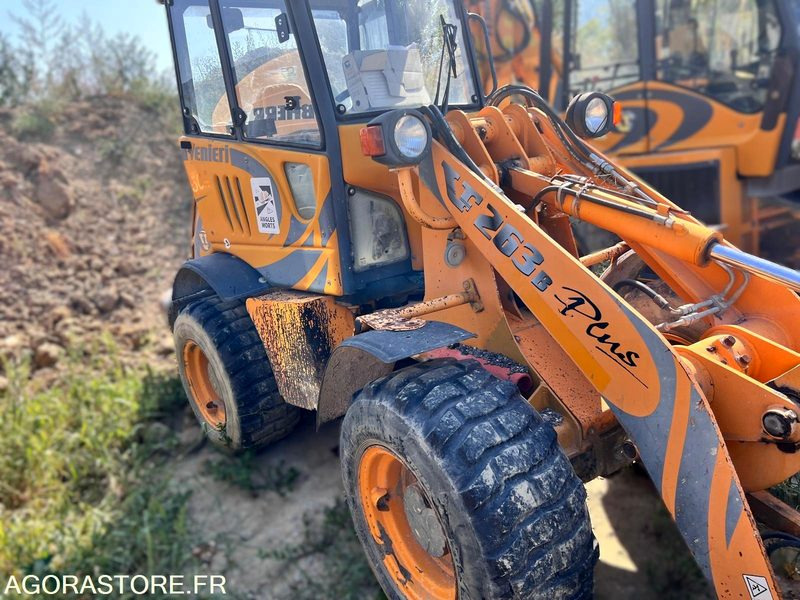 CHARGEUSE SUR PNEUS VENIERI 263B PLUS Année 2007 - 4860 heures - Lastare: bild 5 CHARGEUSE SUR PNEUS VENIERI 263B PLUS Année 2007 - 4860 heures - Lastare: bild 5