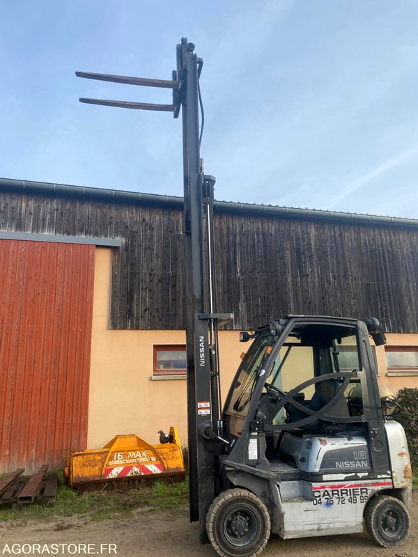 Chariot élévateur GAZ NISSAN 1.8T - Gasoltruck: bild 3 Chariot élévateur GAZ NISSAN 1.8T - Gasoltruck: bild 3