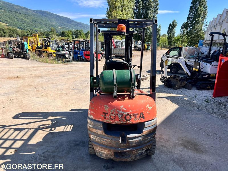 Chariot élévateur à gaz Toyota FG15 4,3m - 1,5T - Année 1994 - 10770 heures - Gasoltruck: bild 4 Chariot élévateur à gaz Toyota FG15 4,3m - 1,5T - Année 1994 - 10770 heures - Gasoltruck: bild 4