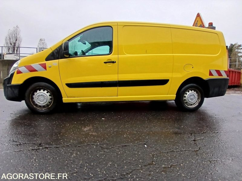 Citroën Jumpy - 2013 - 181539kms - CV094VF - Små skåpbil: bild 1 Citroën Jumpy - 2013 - 181539kms - CV094VF - Små skåpbil: bild 1