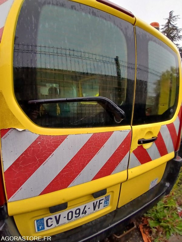 Citroën Jumpy - 2013 - 181539kms - CV094VF - Små skåpbil: bild 4 Citroën Jumpy - 2013 - 181539kms - CV094VF - Små skåpbil: bild 4