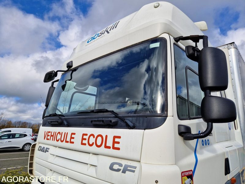 DAF CF 85.360 - 2013 - 219991 Kms - CR845FW - Dragbil: bild 5 DAF CF 85.360 - 2013 - 219991 Kms - CR845FW - Dragbil: bild 5
