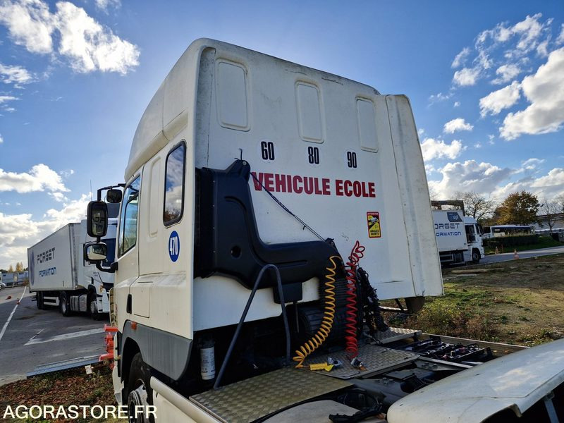 DAF CF 85.360 - 2013 - Dragbil: bild 5 DAF CF 85.360 - 2013 - Dragbil: bild 5