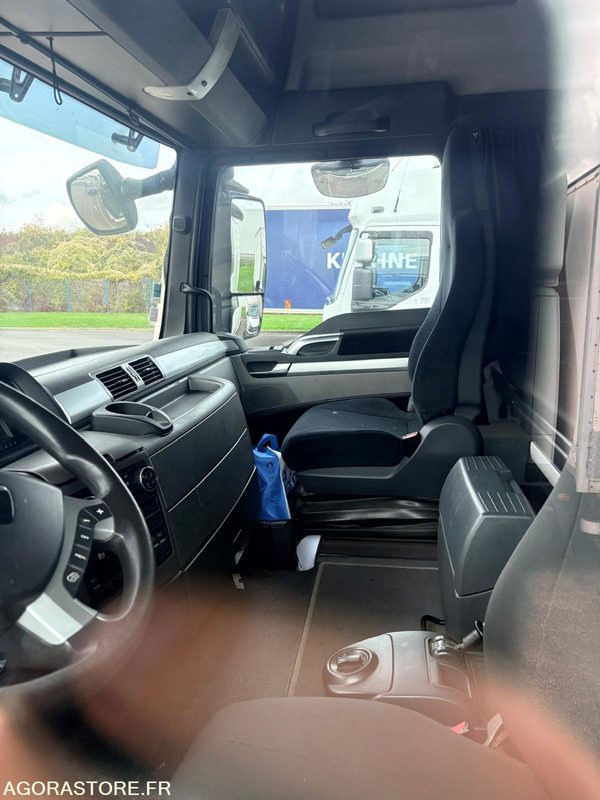 Man TGX 440 EURO 6 - 2015 - 770 050km TRES BON ETAT - Dragbil: bild 5 Man TGX 440 EURO 6 - 2015 - 770 050km TRES BON ETAT - Dragbil: bild 5
