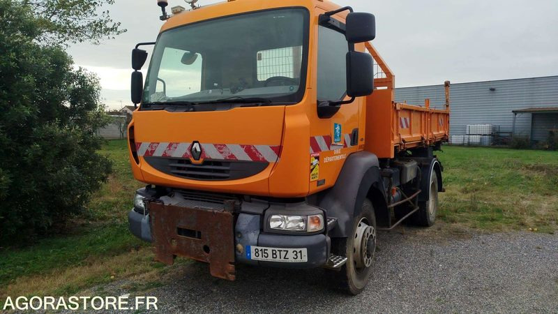 Renault Kerax 220DCI - 2006 - 138401km - 815BTZ31 - Dragbil: bild 1 Renault Kerax 220DCI - 2006 - 138401km - 815BTZ31 - Dragbil: bild 1