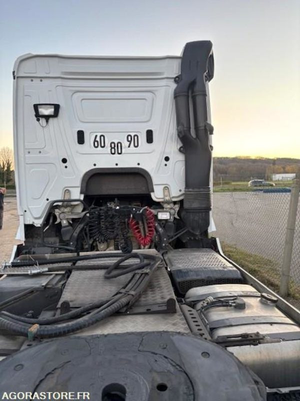 Dragbil TRACTEUR 4X2 MERCEDES ACTROS 1853 2020 430 000 KM: bild 9 Dragbil TRACTEUR 4X2 MERCEDES ACTROS 1853 2020 430 000 KM: bild 9