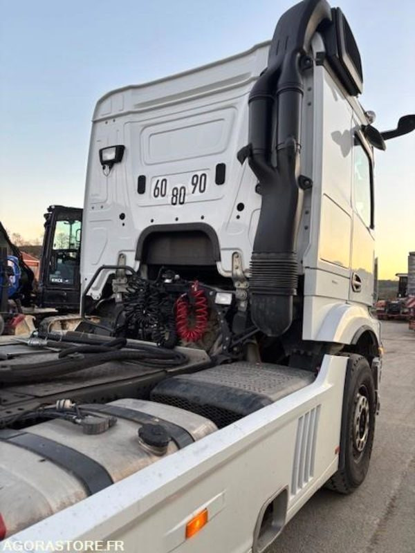 Dragbil TRACTEUR 4X2 MERCEDES ACTROS 1853 2020 430 000 KM: bild 8 Dragbil TRACTEUR 4X2 MERCEDES ACTROS 1853 2020 430 000 KM: bild 8