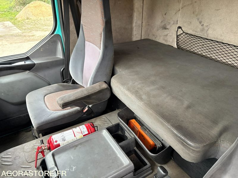 TRACTEUR RENAULT 420 DCI - Dragbil: bild 3 TRACTEUR RENAULT 420 DCI - Dragbil: bild 3