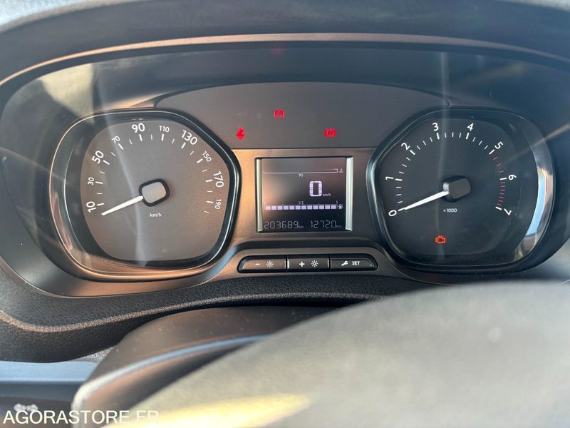 EZ-034-TN - Roulant - CITROEN JUMPY SPACE TOURER - VP - 203 689 Kms - Minibuss, Persontransport: bild 5 EZ-034-TN - Roulant - CITROEN JUMPY SPACE TOURER - VP - 203 689 Kms - Minibuss, Persontransport: bild 5