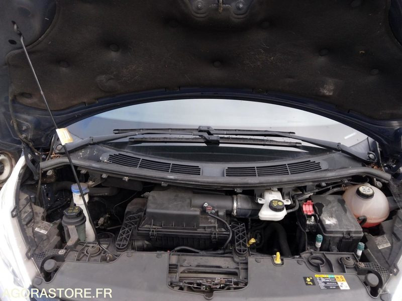 FORD - TRANSIT - Non roulant - 2015 (202 500km) - Minibuss, Persontransport: bild 4 FORD - TRANSIT - Non roulant - 2015 (202 500km) - Minibuss, Persontransport: bild 4