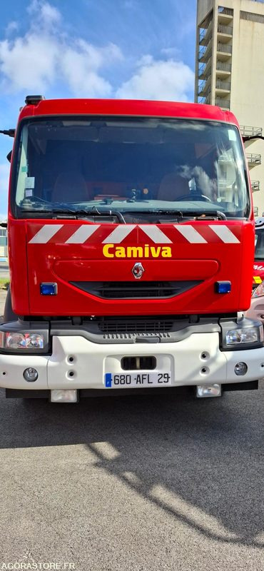 FOURGON POMPE TONNE - RENAULT MIDLUM - 680 AFL 29 - Släck/ Räddningsvagn: bild 3 FOURGON POMPE TONNE - RENAULT MIDLUM - 680 AFL 29 - Släck/ Räddningsvagn: bild 3