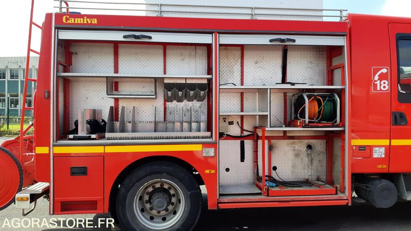 FOURGON POMPE TONNE SR - RENAULT PREMIUM - 518 ZC 29 - Släck/ Räddningsvagn: bild 4 FOURGON POMPE TONNE SR - RENAULT PREMIUM - 518 ZC 29 - Släck/ Räddningsvagn: bild 4