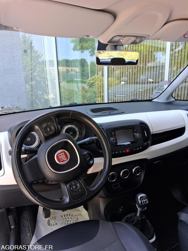 Fiat 500 L GNV POPSTAR MINISPACE DE 2016 - Personbil: bild 3 Fiat 500 L GNV POPSTAR MINISPACE DE 2016 - Personbil: bild 3