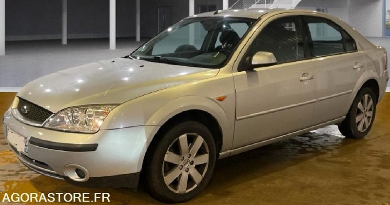 Ford Mondeo 1.8I - 125 GHIA .CT-OK passé et accepté pour 2 ans - Personbil: bild 3 Ford Mondeo 1.8I - 125 GHIA .CT-OK passé et accepté pour 2 ans - Personbil: bild 3