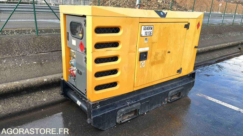 GROUPE ELECTROGENE SDMO R44C3 - 2016 / 5571H (G040KW10136) - Elgenerator: bild 1 GROUPE ELECTROGENE SDMO R44C3 - 2016 / 5571H (G040KW10136) - Elgenerator: bild 1