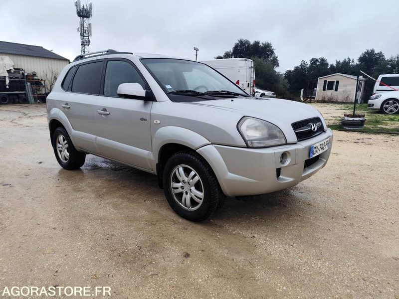 HYUNDAI TUCSON 2.0 CRDi 4WD 140CH - 2007 - 236700KMS - SUV: bild 4 HYUNDAI TUCSON 2.0 CRDi 4WD 140CH - 2007 - 236700KMS - SUV: bild 4
