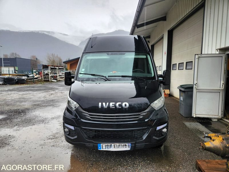 IVECO DAILY 35C21- 2017 / 170000 KM - Skåpbil: bild 1 IVECO DAILY 35C21- 2017 / 170000 KM - Skåpbil: bild 1