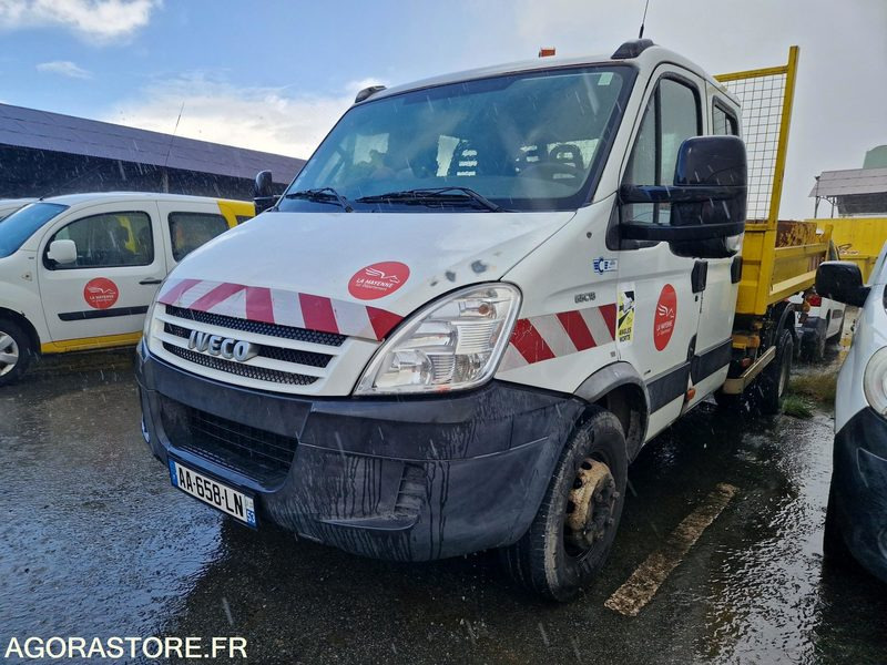 Iveco 65C18 -232261- 2009-AA658LN - Transportbil med tippflak: bild 1 Iveco 65C18 -232261- 2009-AA658LN - Transportbil med tippflak: bild 1