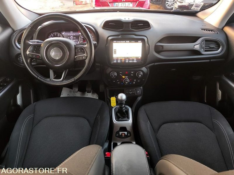 JEEP RENEGADE - SUV: bild 2 JEEP RENEGADE - SUV: bild 2
